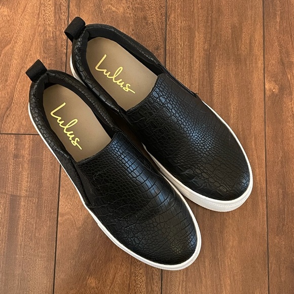 Lulu’s slip-on sneaker - Picture 6 of 7